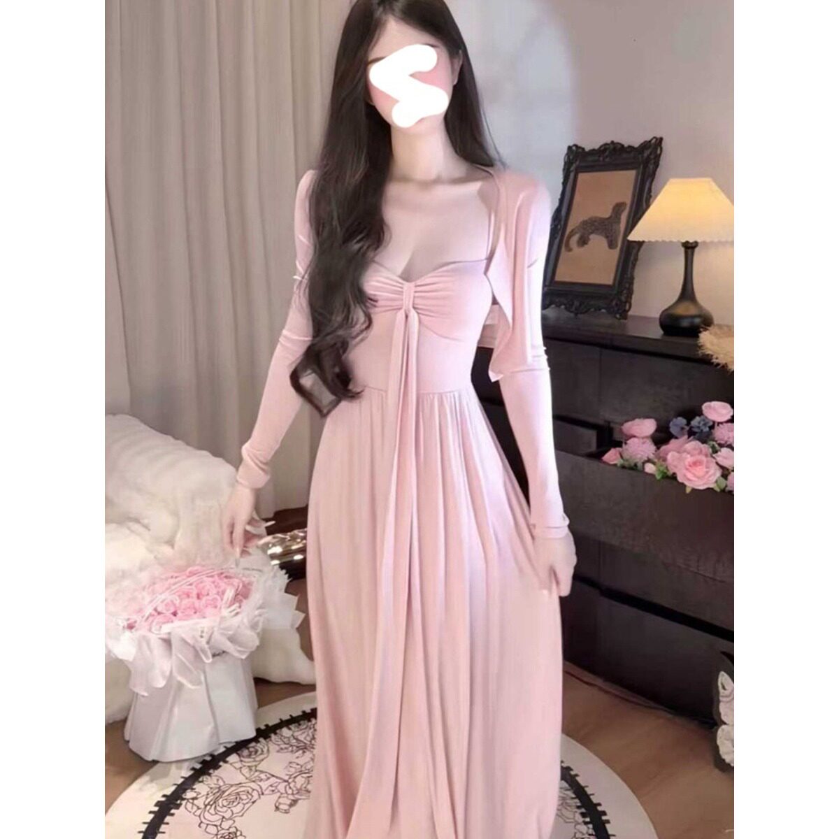 性感纯欲风粉色吊带连衣裙子女秋冬2026新款巨好看早秋穿搭一整套