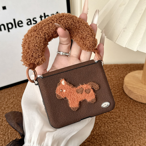 适用华为puraX折叠屏手机壳小米mixflip2壳膜一体三星Zflip6/7FE毛绒小马荣耀magicV毛绒手提pocket2新款女