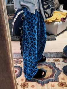 欧货高级感蓝色豹纹丝绒休闲裤女2025年新款时尚潮流垂坠感阔腿裤