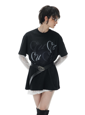 CUT2024SS 爱心重影印花黑色宽松百搭T恤夏季新款休闲小领短袖女