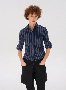 costustoot 蓝白条纹隐藏式排扣修身显瘦通勤翻折中袖衬衫女