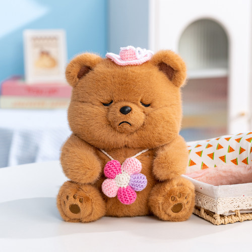 可爱委屈捧花小熊玩偶公仔