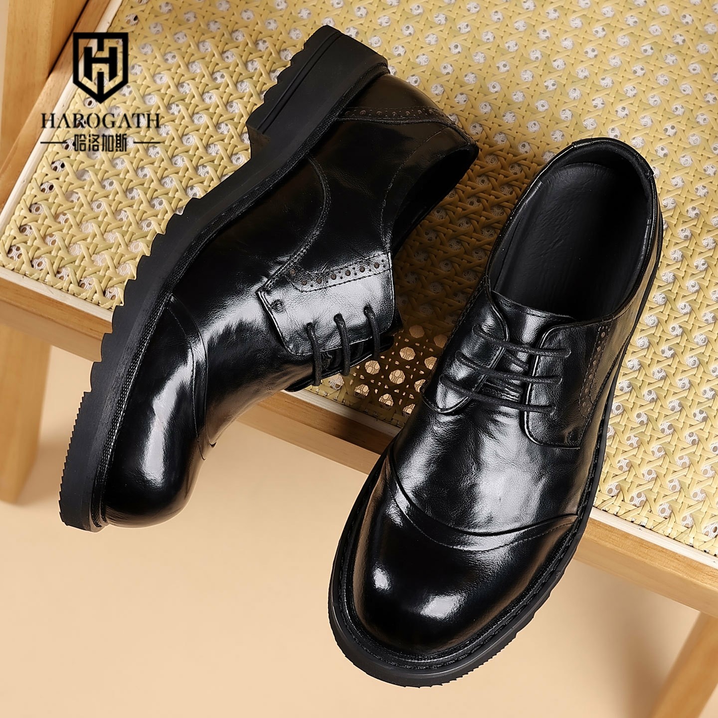 哈洛加斯新款秋季布洛克皮鞋男英伦风真皮男鞋高级感商务正装男式