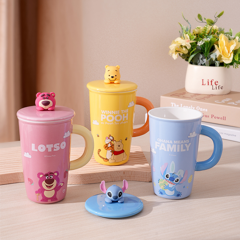 草莓熊维尼熊史迪仔马克杯