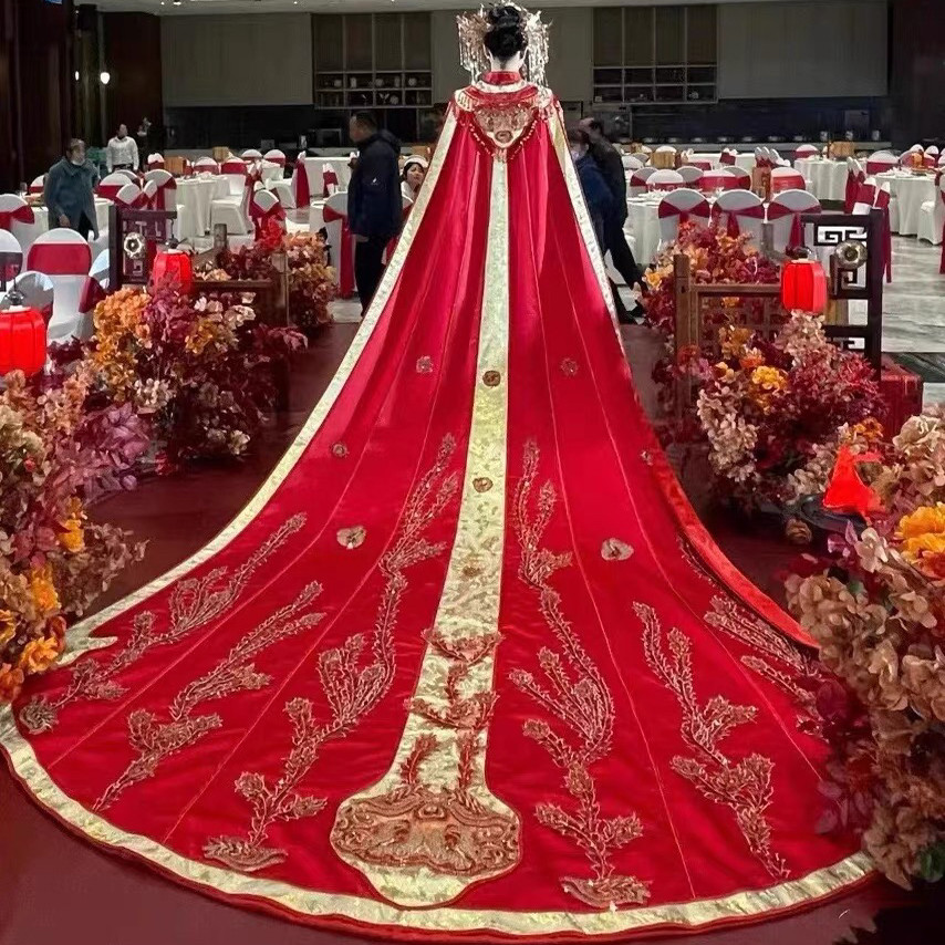出租中式复古秀禾服长拖尾复古婚旗袍