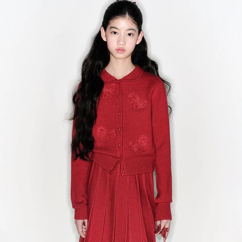 【&ldquo;红&rdquo;运添福】中国红娃娃领蝴蝶珠绣羊剪绒毛衣开衫女童亲子