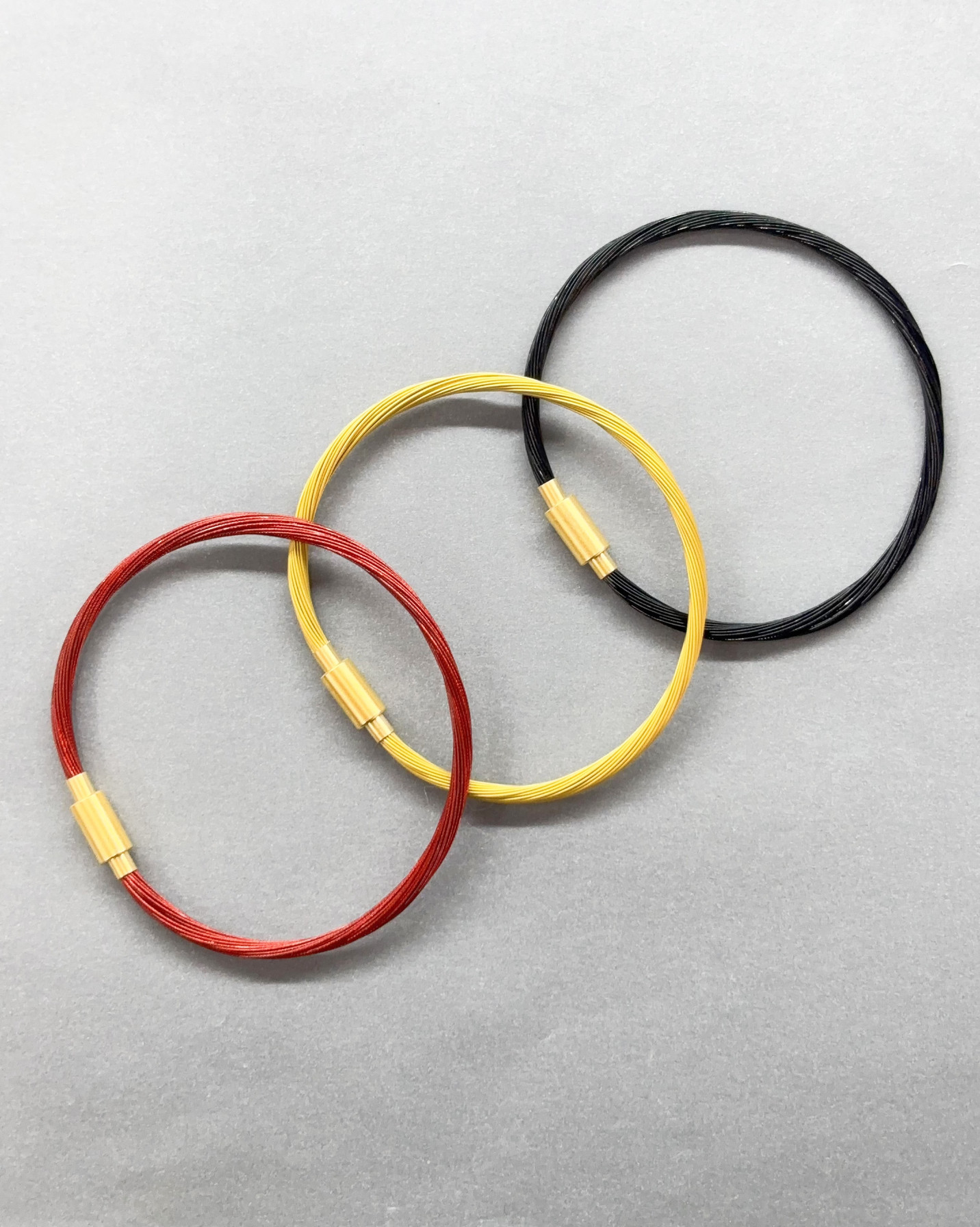 2.5mm推拉扣转运珠手绳新款进口软丝品牌黄金硬金串珠时尚情侣