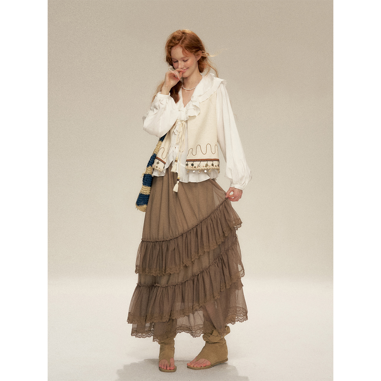 IHDXD民族风刺绣半裙2025新款复古刺绣樱桃女高腰半身裙