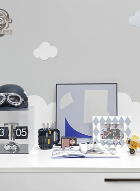 儿童房房间飞行员桌面装饰