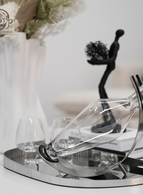 现代轻奢样板房客厅餐厅茶几陶瓷花器摆件组合玻璃酒器不锈钢托盘
