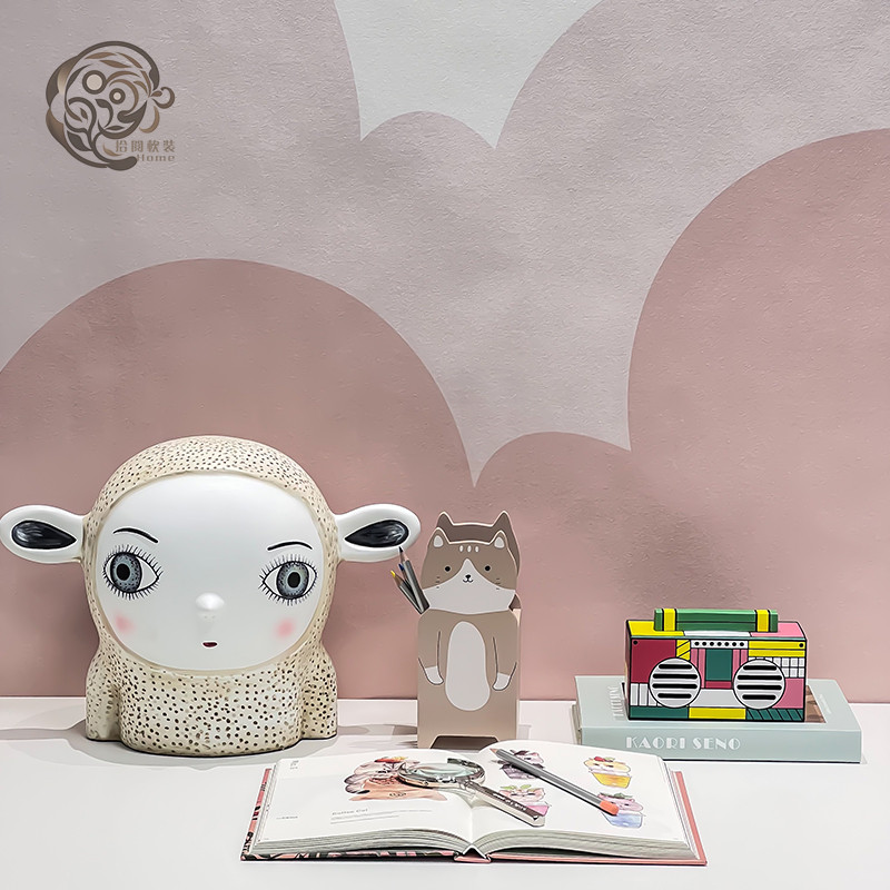 现代样板房儿童房趣味摆件大眼绵羊小孩房软装彩绘本复古音箱