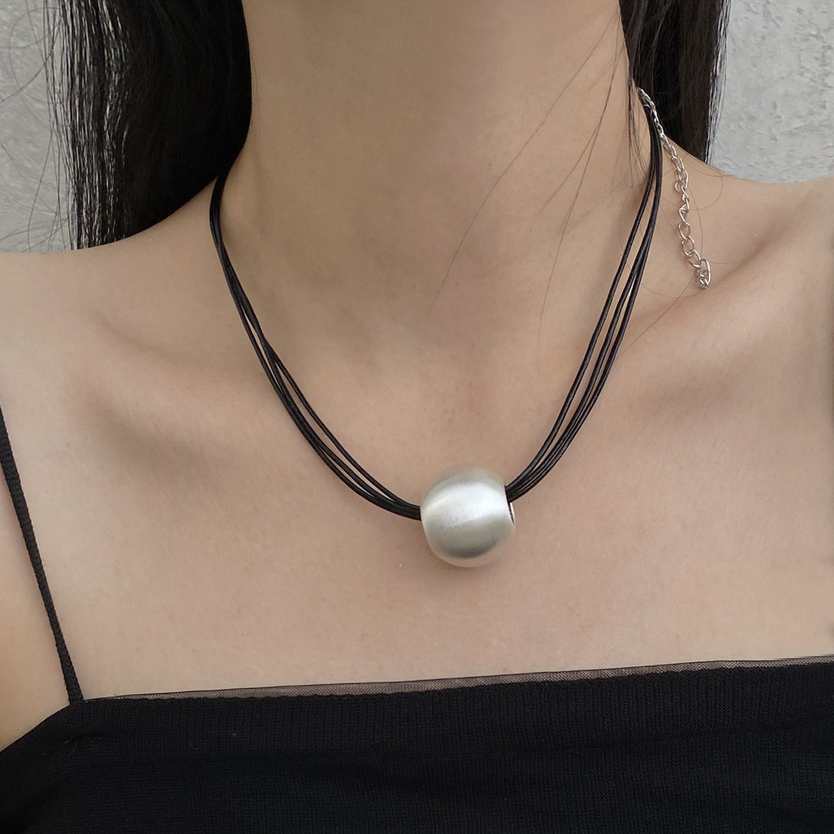 法国CoopKoop欧美拉丝金属圆球吊坠多层皮绳项链女小众独特个性