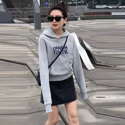 灰色银狐绒卫衣女款小个子加绒加厚时尚百搭女秋冬季保暖短款上衣