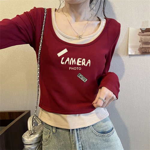 多巴酒红色假两件正肩长袖t恤女秋季2025修身设计感别致短款上衣
