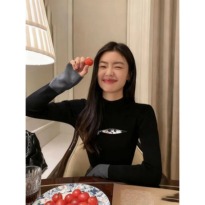 气质绝美撞色插袖半高领磨毛体恤女装秋冬修身内搭上衣黑色打底衫