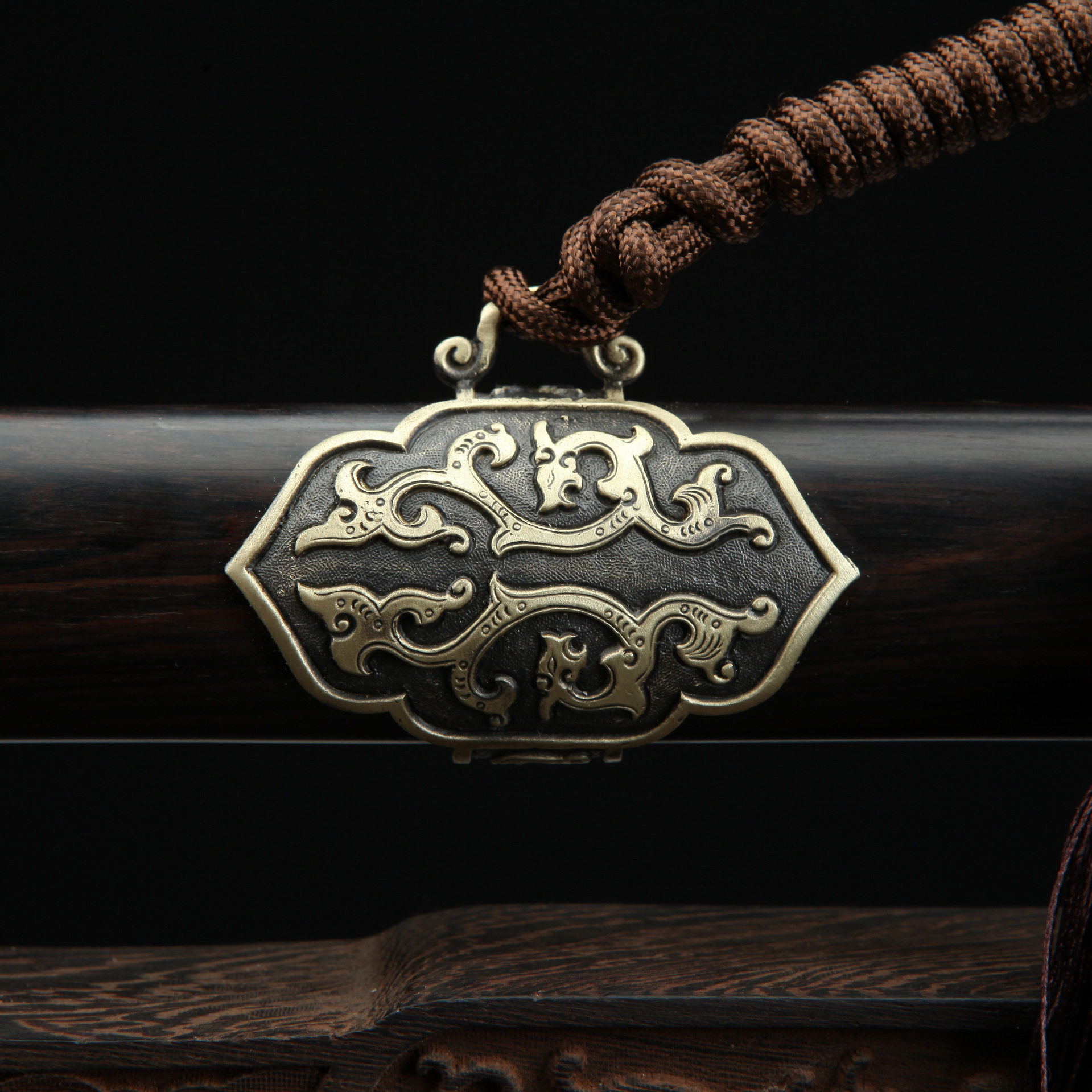 龙泉市刀剑花纹钢烧刃影视宝剑一体传统摆件冷兵器唐剑清剑未开刃,金属材料及制品,其他金属制品,淘宝优惠券,粉丝福利购,淘宝优惠卷