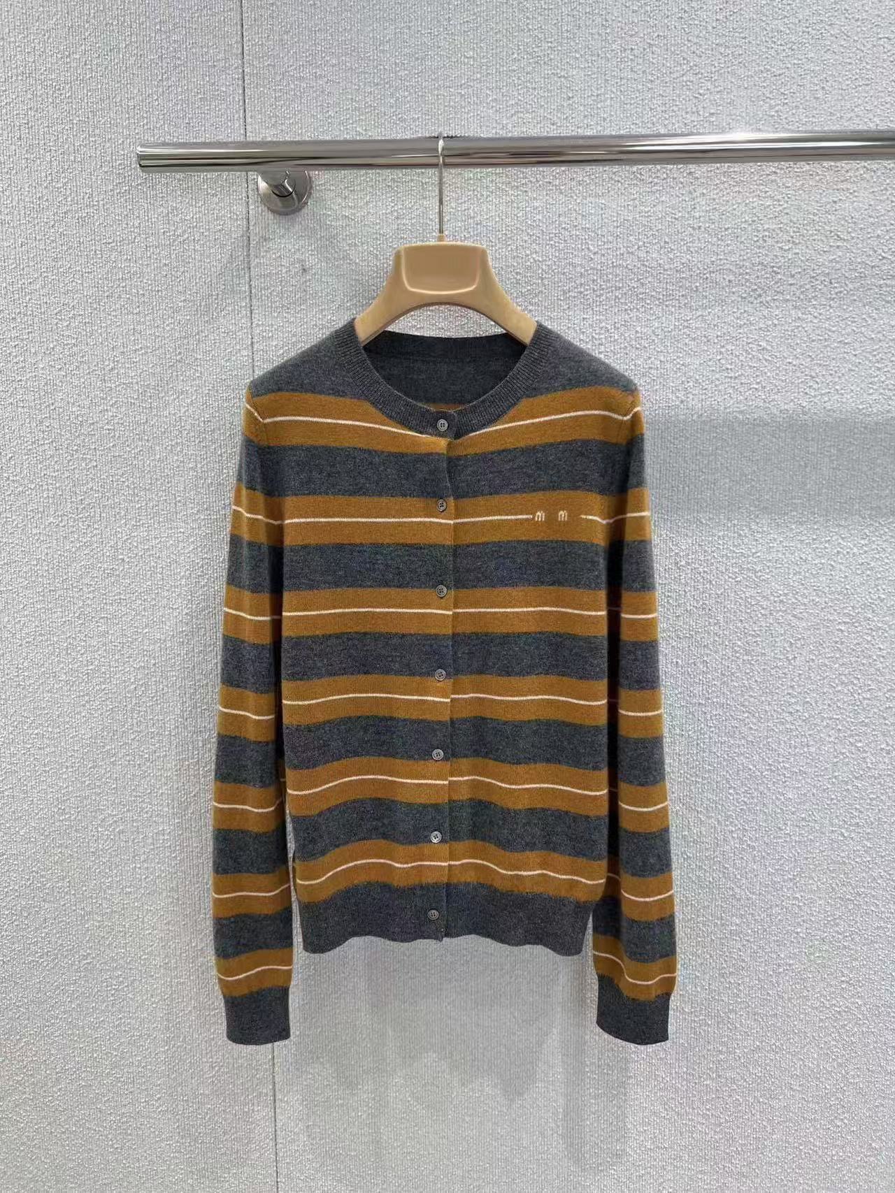 2025秋冬新款条纹针织开衫女圆领高端时尚撞色拼色毛衣