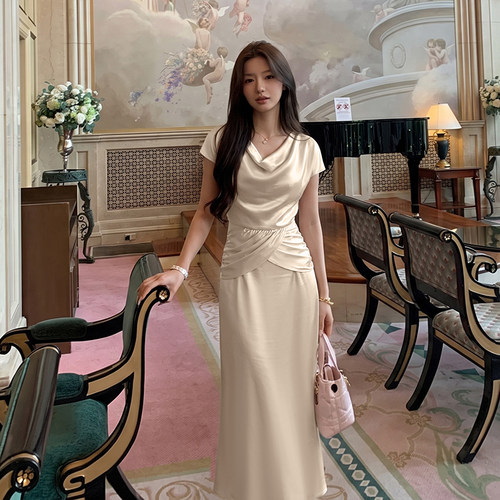 法式高级感气质优雅连衣裙女