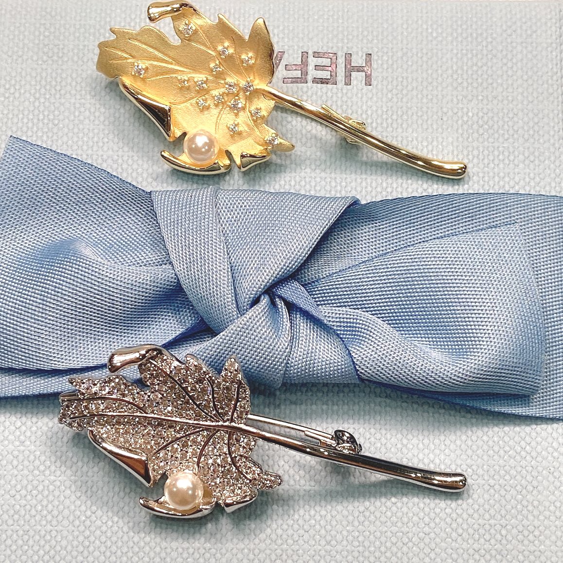 马杨同款×晓雪枫叶胸针秋日来信优雅高级胸花徽章
