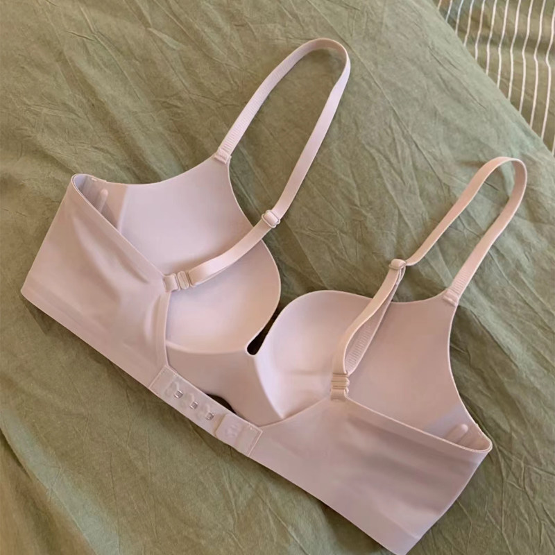 无痕一片式美背内衣女小胸聚拢加厚显大收副乳无钢圈调整型文胸罩