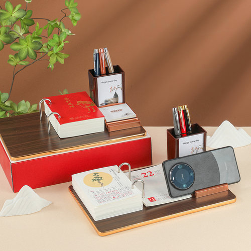 2026年台历定制新款创意马年商务办公桌面摆件带笔筒手撕一日一页黄道吉日黄历工作单页日历记事本定制logo