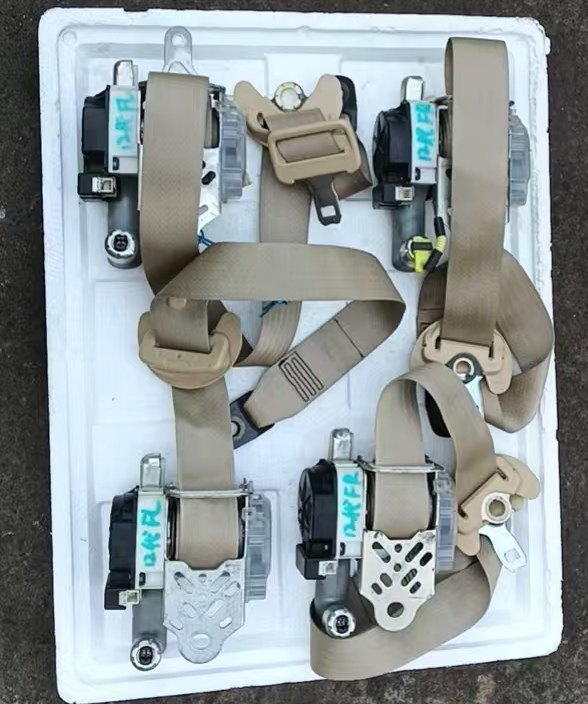 适用于12代丰田皇冠安全及调节器带安全扣座椅插扣成色好原厂拆车,汽车零部件/养护/美容/维保,其他,淘宝优惠券,粉丝福利购,淘宝优惠卷