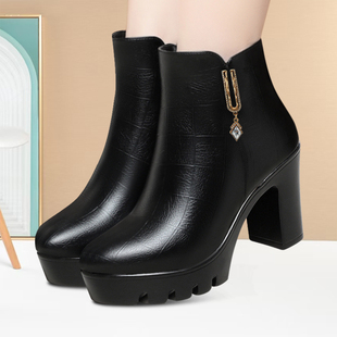 2025厚底秋冬耐磨短筒靴礼仪女士舒适保暖皮靴旗袍模特专业走秀靴