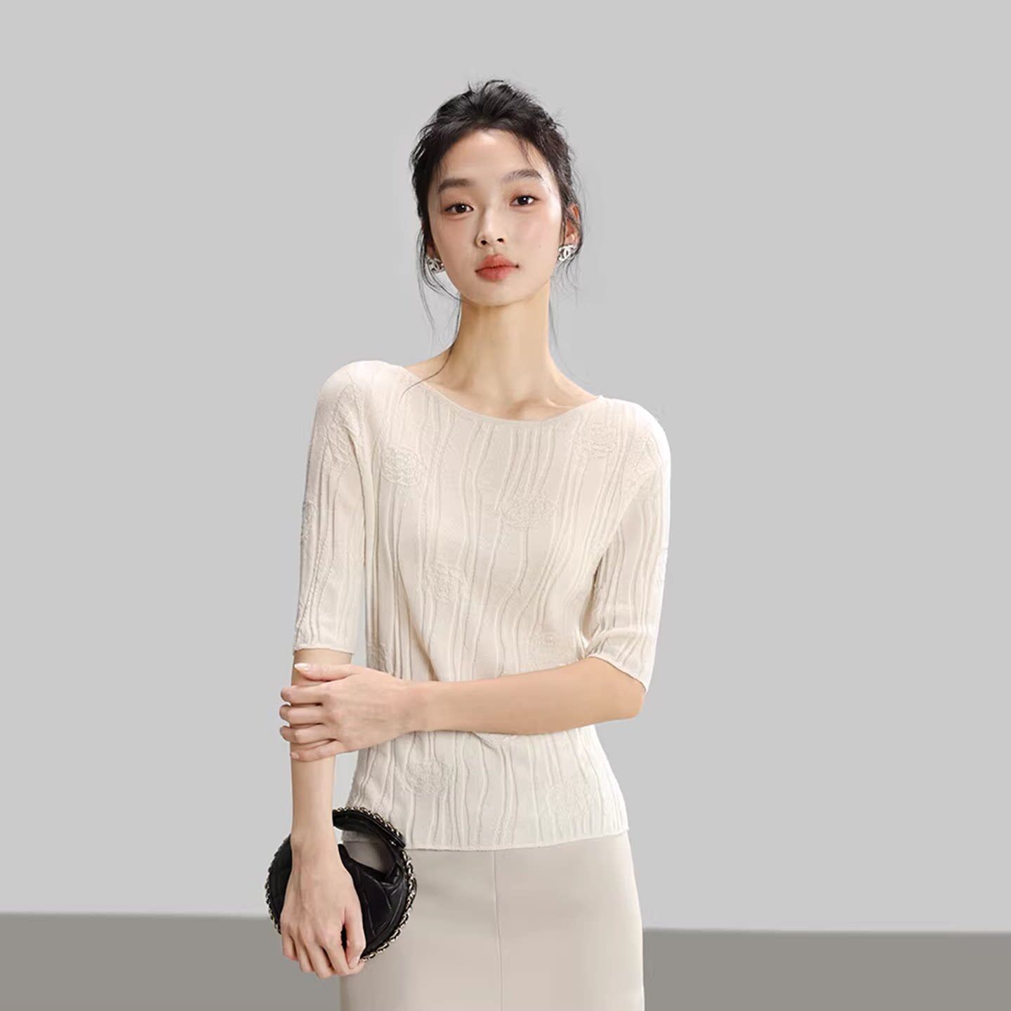EGG SLY玫瑰提花100%美丽诺羊毛一字领无缝五分袖T恤针织衫女
