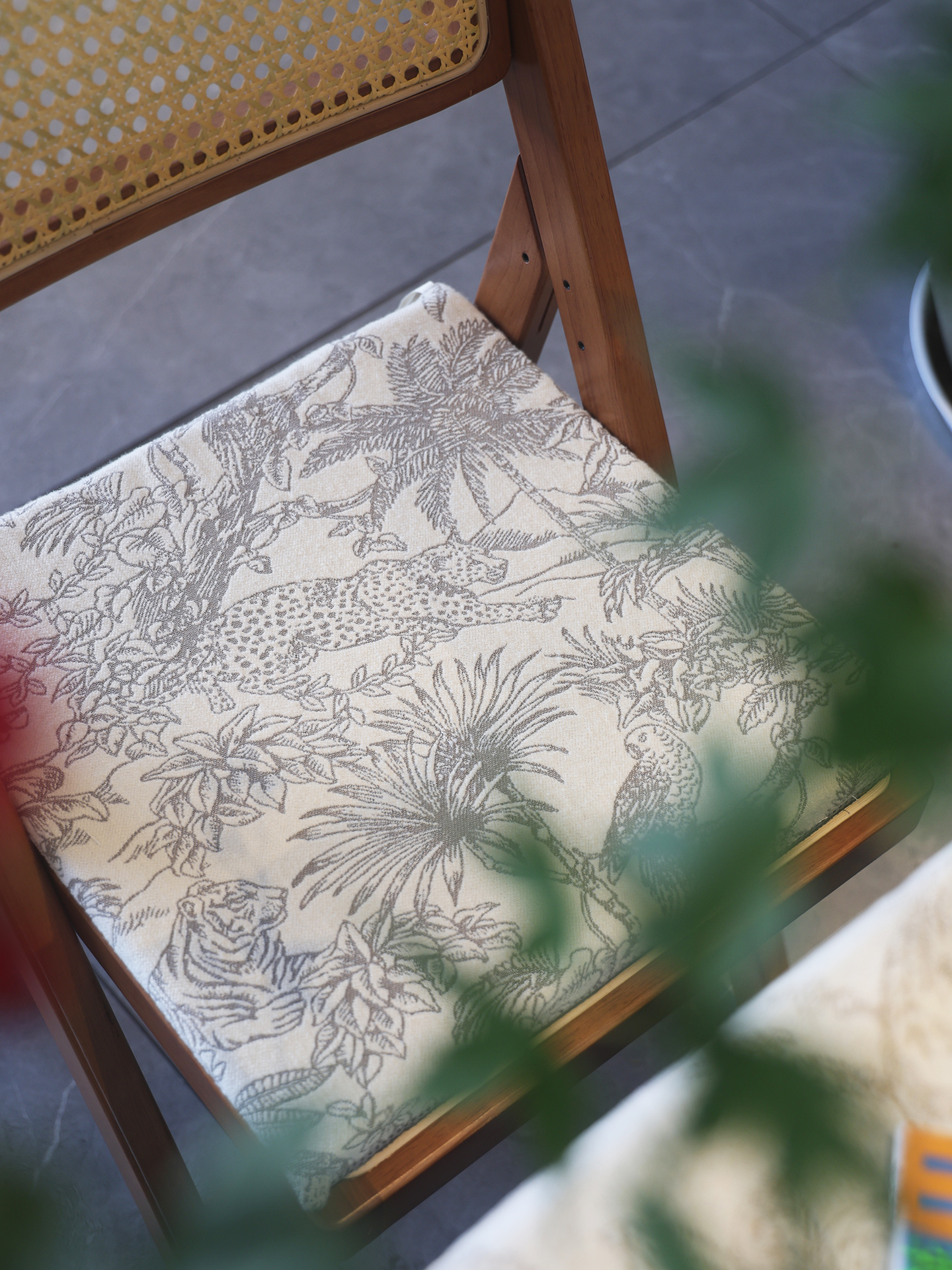 采购产品椅垫，无障碍豪华和高端提花马蹄形方换鞋凳，餐椅，防滑