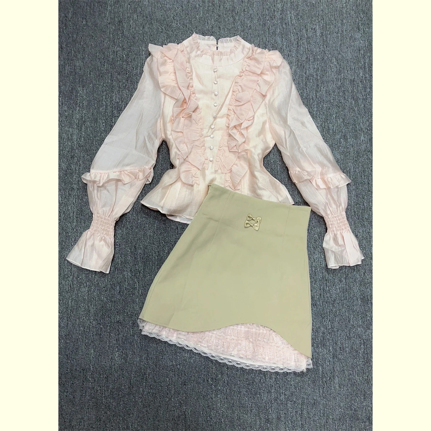 长袖荷叶边衬衫高腰半裙两件套