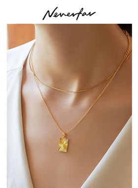 Neverfar新款车花方牌项链耀系列镀18K金轻奢锁骨链女