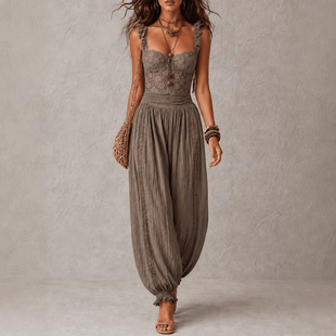 蕾丝裹胸吊带连体裤女无袖镂空收腰穿搭 Ladies' casual jumpsuit