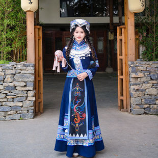 锦刺绣长裙套装 三月三民族演出服饰少数民族服装 女装 广西壮族服装