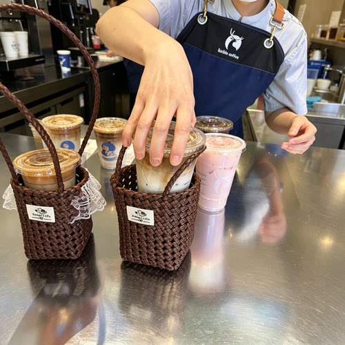 咖啡有家了！DIY迷你藤编水桶包