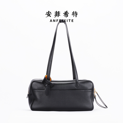 安菲希特  2025春夏新品 法棍波斯顿包 自然摔空空气小牛皮