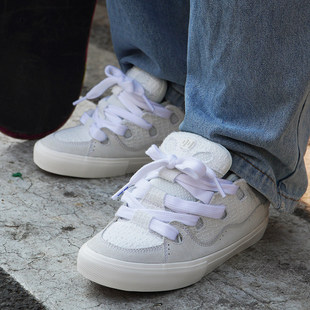 顽刻官方面包鞋 天鹅白小香风翻毛皮拼接秋冬BAKE男女国潮滑板鞋