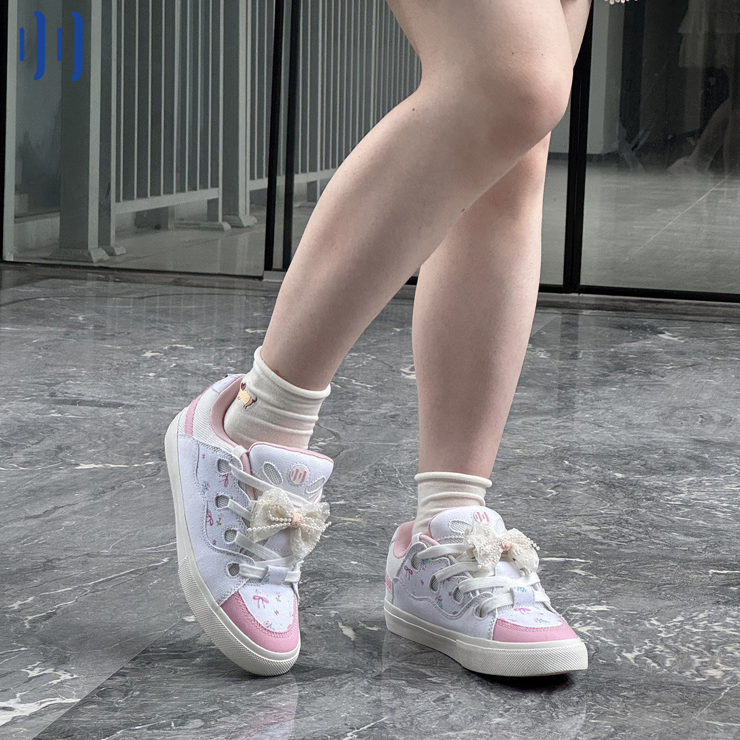 顽刻官方面包鞋小碎花配色BAKE复古休闲低帮男女国潮滑板鞋