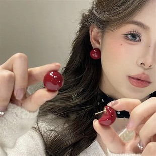 铜合金仿珍珠耳饰 酒红色半圆大珠珠耳环优雅温柔馒头珠珠耳钉