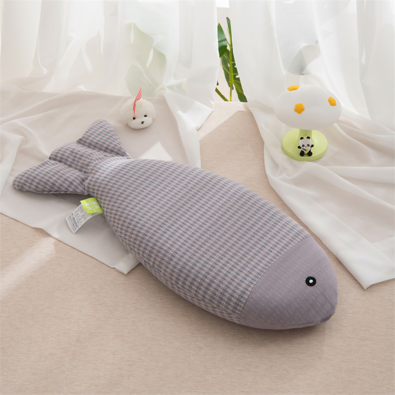 2025新款卡通小鱼枕头枕芯
