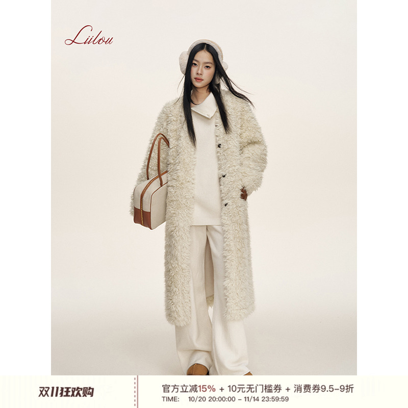LiilouV领羊羔毛中长款大衣