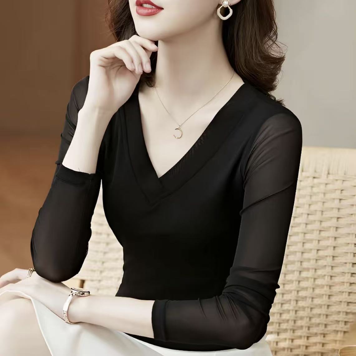 黑色V领网纱修身长袖打底T恤女
