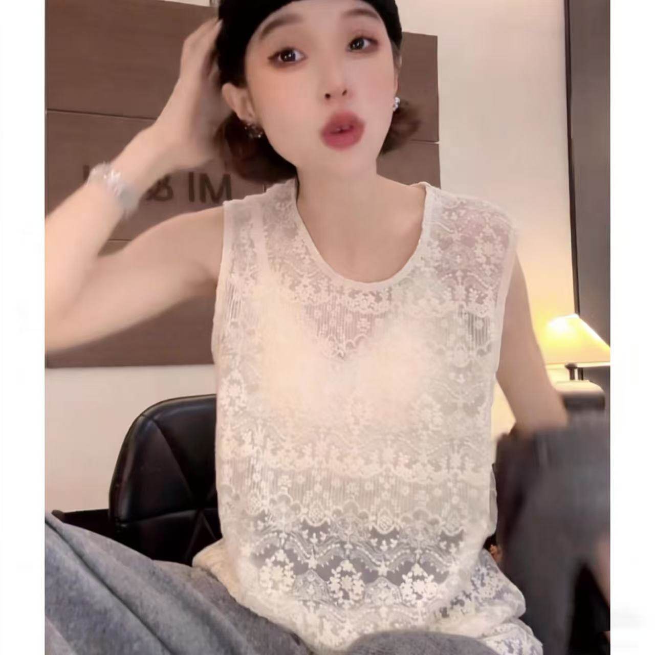 网红爆款小妈风蕾丝打底背心