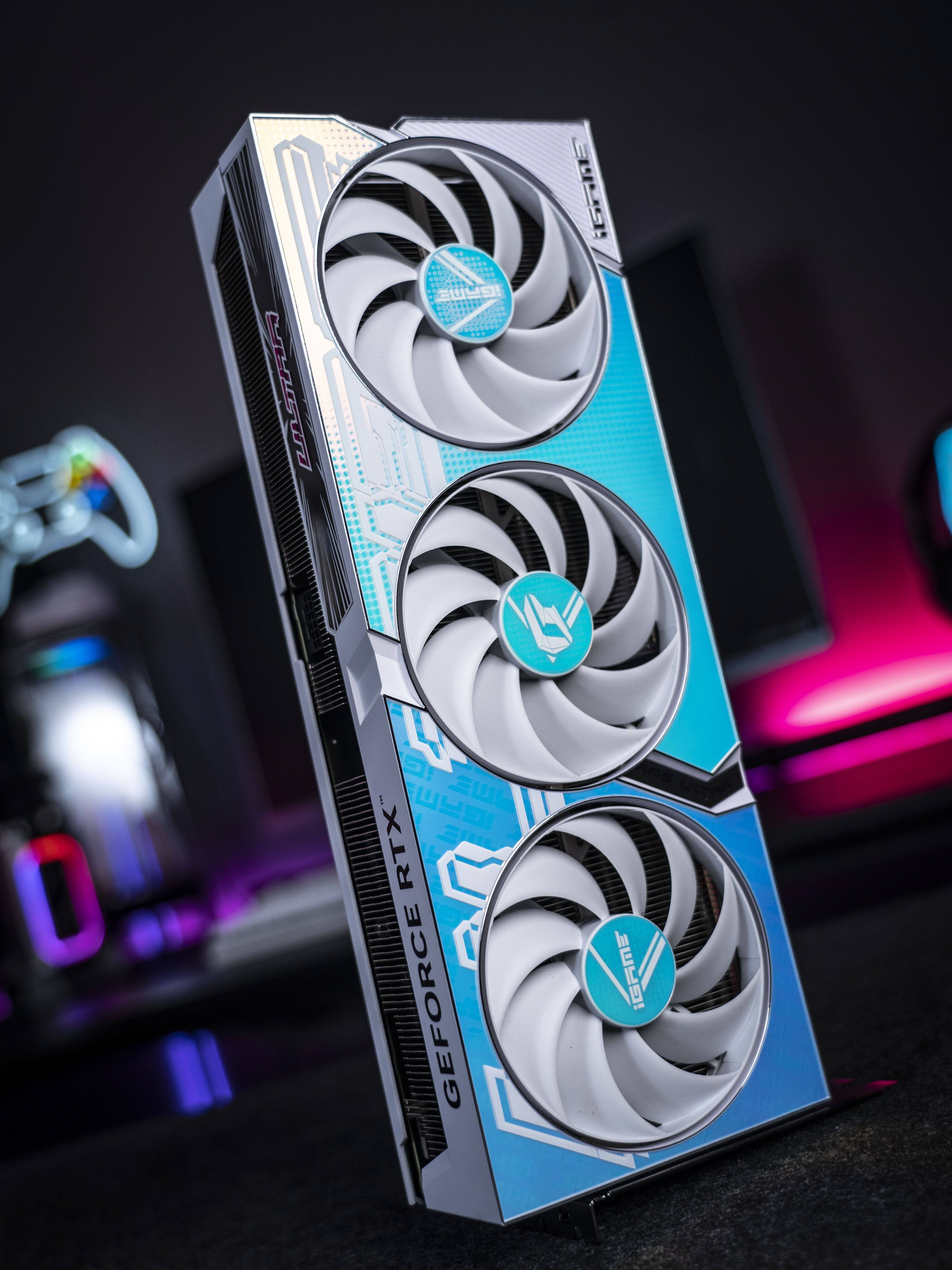 Радужный ноутбук, RTX5070, RTX5070