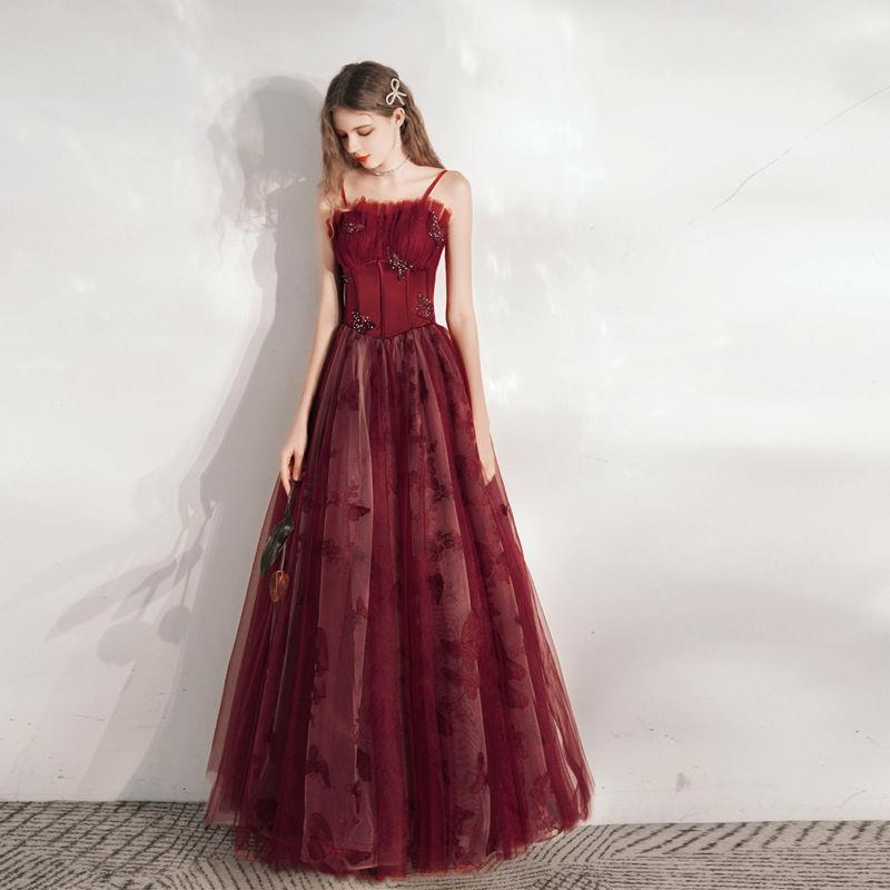 敬酒礼服新娘2025新款结婚春季红色宴会洋气质订婚回门长裙简单女