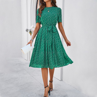 宽松波点系带收腰显瘦连衣裙Polka dot tie waist-cinching dress
