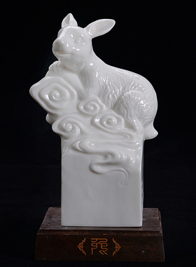 【先生推荐】白瓷陶瓷十二生肖兔子摆件电视柜酒柜家居中式客厅