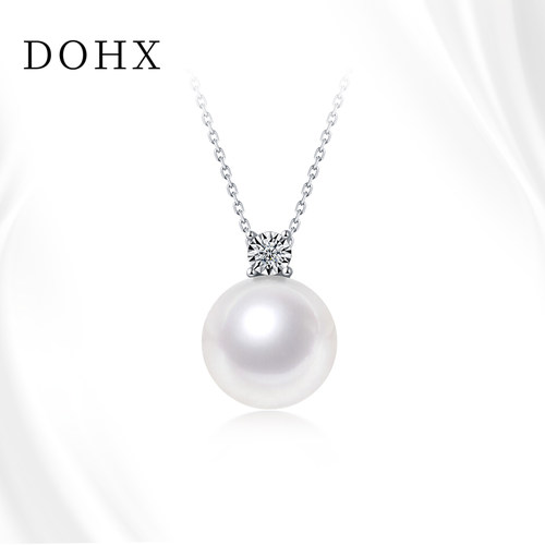 强光珍珠吊坠DOHX/都熙王妃款
