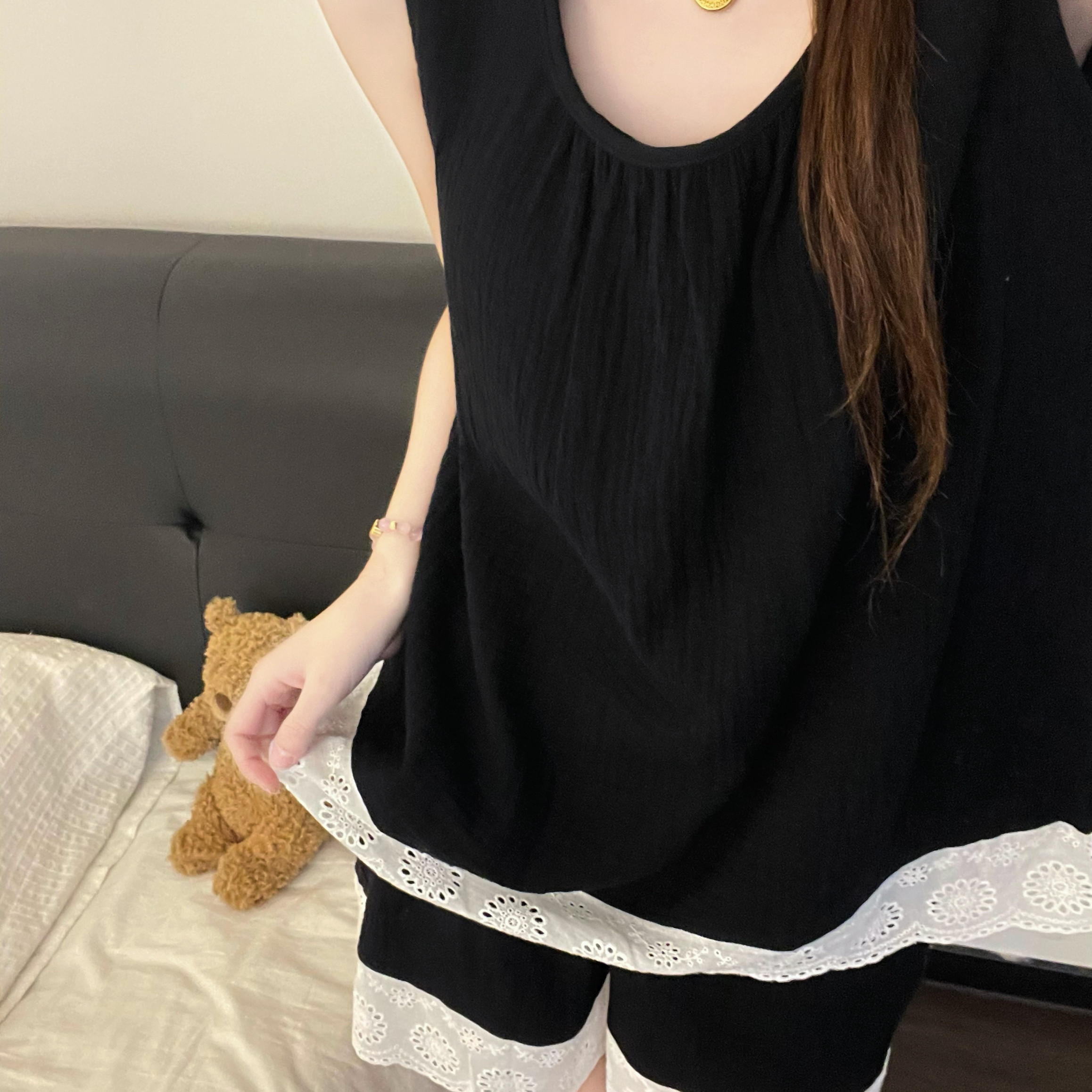 简约夏季黑白蕾丝睡衣女2026款吊带短裤舒适亲肤家居服套装可外穿