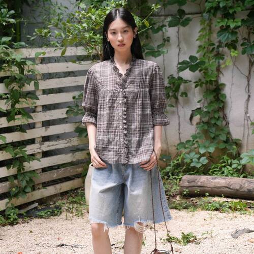 women stars birds 夏日法式泡泡袖古木耳边V领纯棉短袖衬衫女