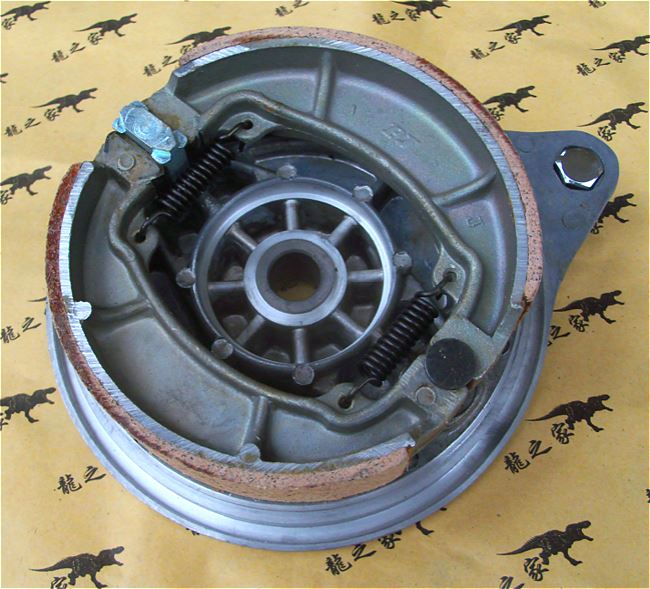 。大地鹰王DD250E dd150金太子2250摩托车配件CA50后轮刹车鼓盖毂